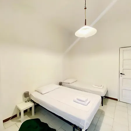 ゲストハウス Buonami Brianza 1 ミラノ