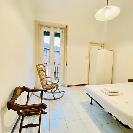 Buonami Brianza 1 ゲストハウス