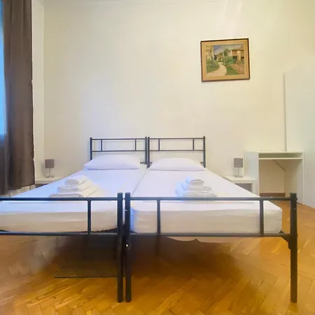 Buonami Brianza 1 * ميلان